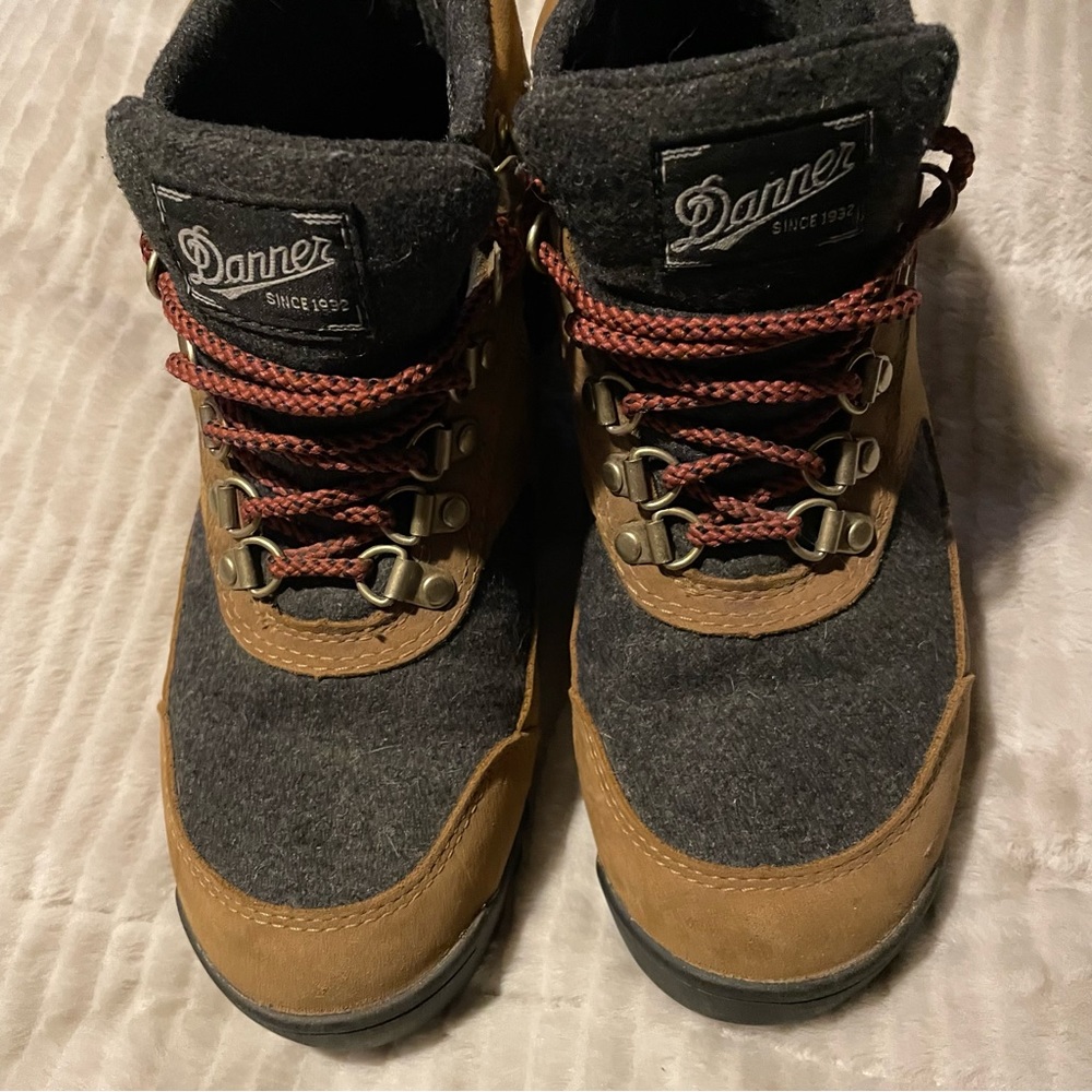 Danner Jag